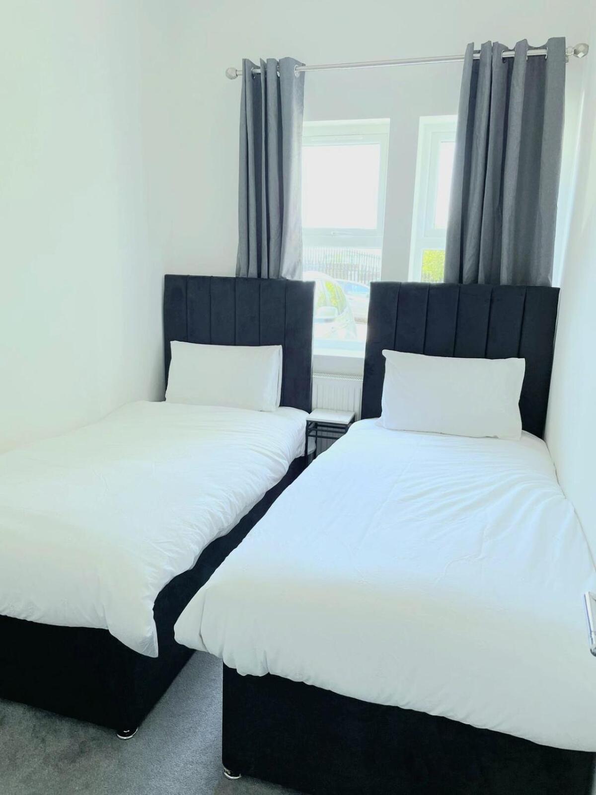 Spacious 3 Bed Flat Belvedere Dartford Exterior foto